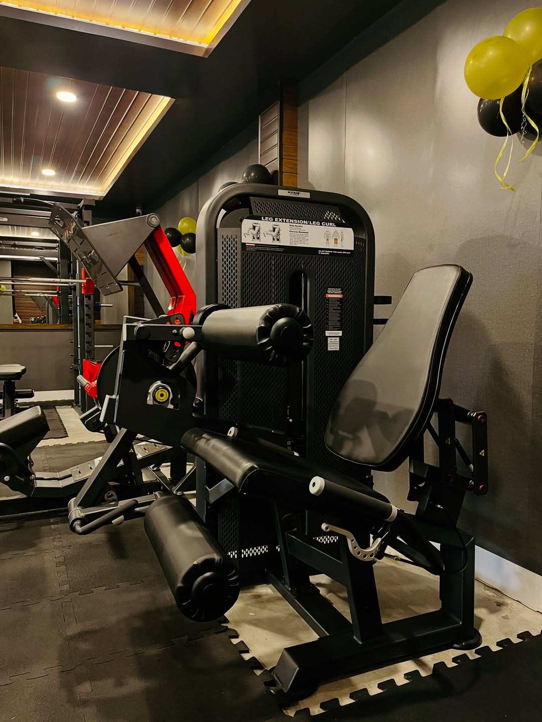 Sample gym interior view 18